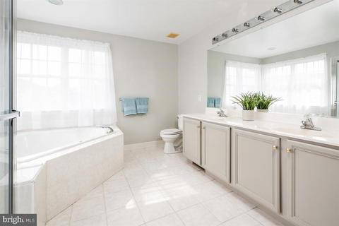 8146 Silverado Ct, Pasadena, MD 21122 photo 18