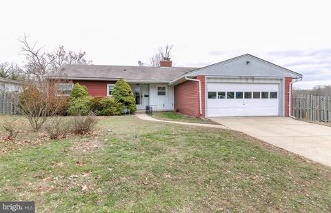 303 Sycamore Rd, Linthicum, MD 21090 photo 1