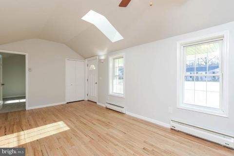 2014 Orchard Ave, Jessup, MD 20794 photo 5