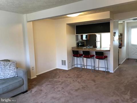 8135 Tower Bridge Dr, Pasadena, MD 21122 photo 11