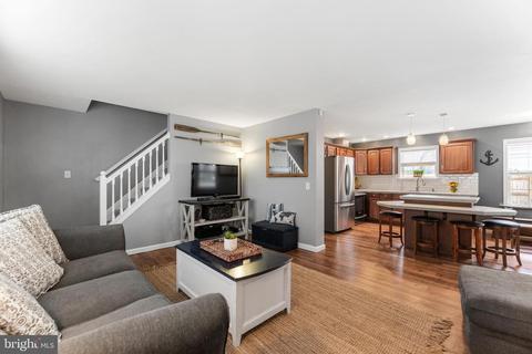 772 205th St, Pasadena, MD 21122 photo 4
