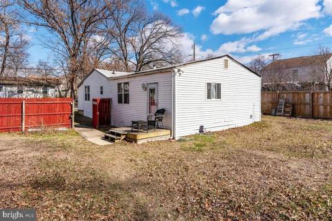645 Cyril Ave, Pasadena, MD 21122 photo 1