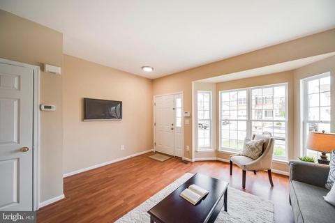 811 209th St, Pasadena, MD 21122 photo 4