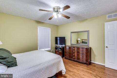 8098 Escalon Ave, Pasadena, MD 21122 photo 18