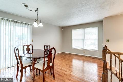 8098 Escalon Ave, Pasadena, MD 21122 photo 15