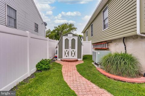 8098 Escalon Ave, Pasadena, MD 21122 photo 34