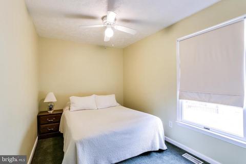 8098 Escalon Ave, Pasadena, MD 21122 photo 23