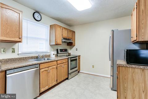 8098 Escalon Ave, Pasadena, MD 21122 photo 10