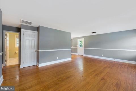 441 Magnolia Dr, Edgewater, MD 21037 photo 11