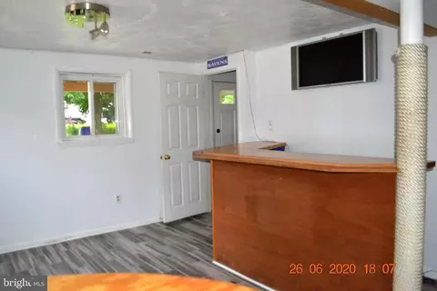 329 Bar Harbor Rd, Pasadena, MD 21122 photo 7