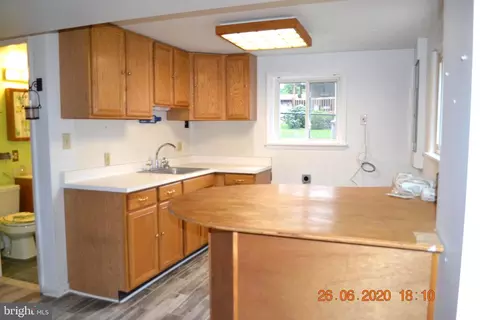 329 Bar Harbor Rd, Pasadena, MD 21122 photo 9