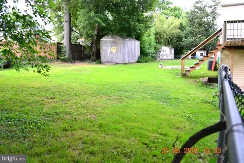 329 Bar Harbor Rd, Pasadena, MD 21122 photo 4