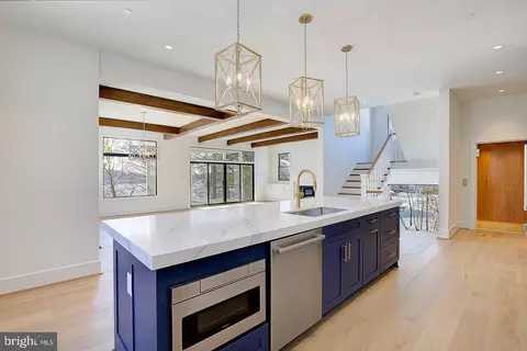 Kitchen - 3621 Edgemont St, Edgewater, MD 21037 photo 1 of 7