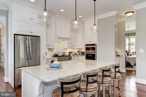 Kitchen - 3621 Edgemont St, Edgewater, MD 21037 photo 6 of 7