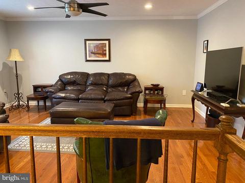 184 Oak Dr, Pasadena, MD 21122 photo 12