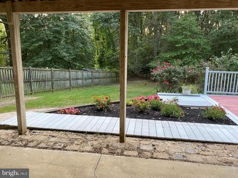 184 Oak Dr, Pasadena, MD 21122 photo 35