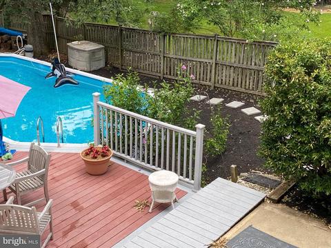 184 Oak Dr, Pasadena, MD 21122 photo 36