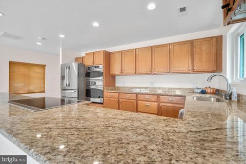 104 Bar Harbor Rd, Pasadena, MD 21122 photo 17