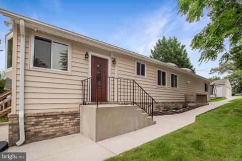 104 Bar Harbor Rd, Pasadena, MD 21122 photo 5