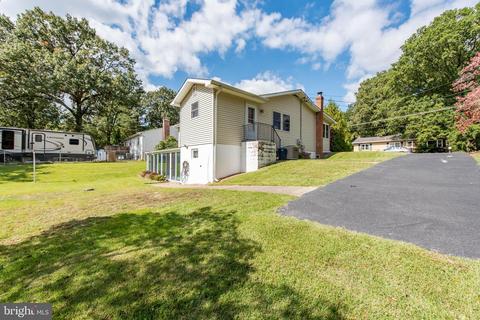 1909 Hilltop Rd, Pasadena, MD 21122 photo 42