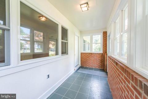 1909 Hilltop Rd, Pasadena, MD 21122 photo 3