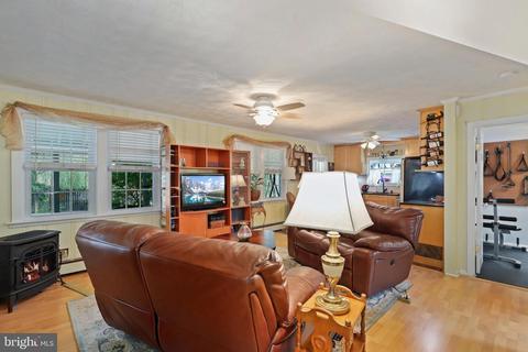 1417 Nancy St, Edgewater, MD 21037 photo 5