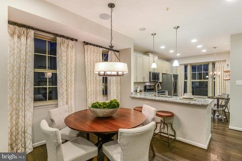 2801 Kantis Ln, Jessup, MD 20794 photo 4