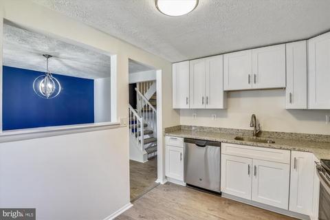 7921 Sutherland Ct, Pasadena, MD 21122 photo 13