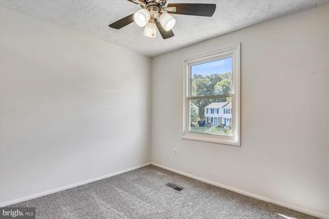 7921 Sutherland Ct, Pasadena, MD 21122 photo 22