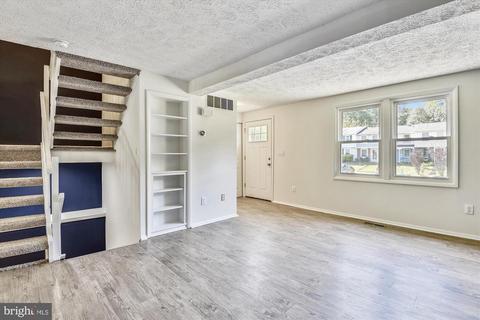 7921 Sutherland Ct, Pasadena, MD 21122 photo 8