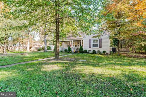 11 Fallon Dr, Pasadena, MD 21122 photo 5