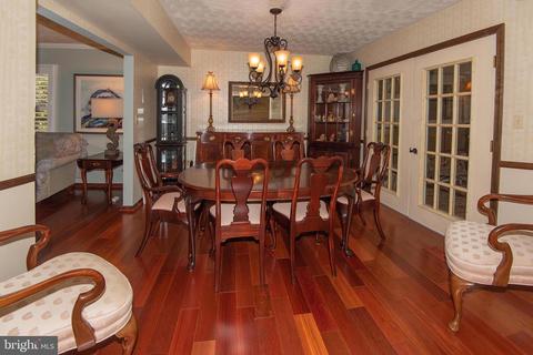 1215 Overview Dr, Pasadena, MD 21122 photo 11