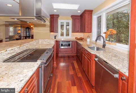 1215 Overview Dr, Pasadena, MD 21122 photo 19