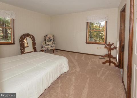 1215 Overview Dr, Pasadena, MD 21122 photo 33