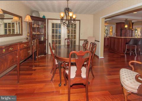 1215 Overview Dr, Pasadena, MD 21122 photo 12