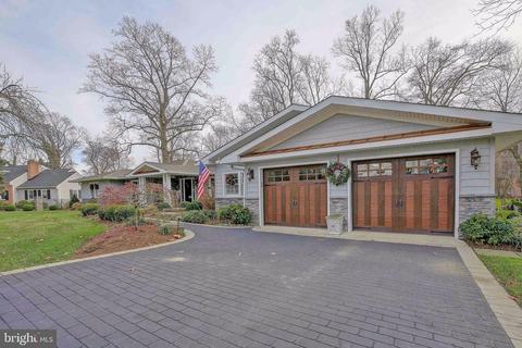 2112 Bay Front Ter, Annapolis, MD 21409 photo 1