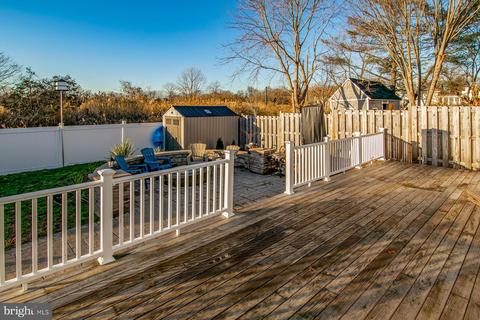 6077 Welch Ave, Deale, MD 20751 photo 11