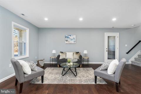 897 Woods Rd, Pasadena, MD 21122 photo 14