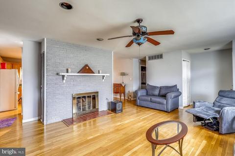 340 Eagle Hbr S, Laurel, MD 20724 photo 6