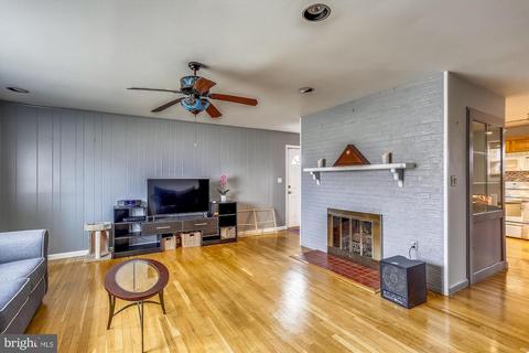 340 Eagle Hbr S, Laurel, MD 20724 photo 5