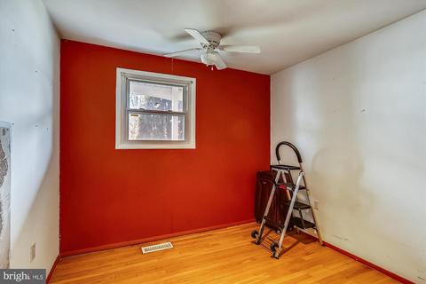 340 Eagle Hbr S, Laurel, MD 20724 photo 13