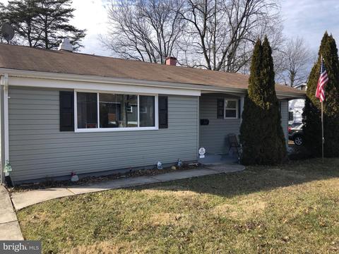 340 Eagle Hbr S, Laurel, MD 20724 photo 2