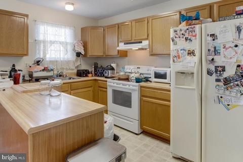 374 Rambling Ridge Ct, Pasadena, MD 21122 photo 6