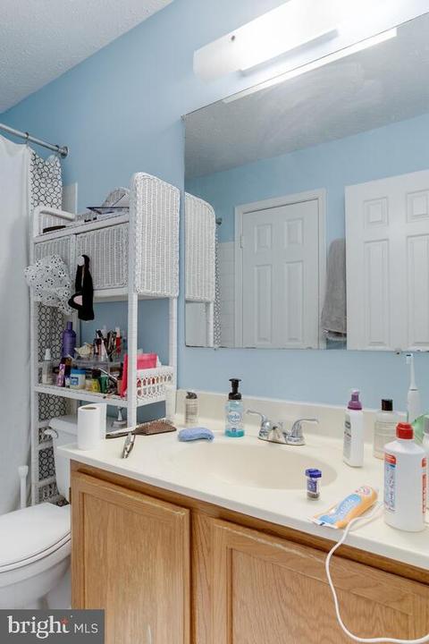 374 Rambling Ridge Ct, Pasadena, MD 21122 photo 12