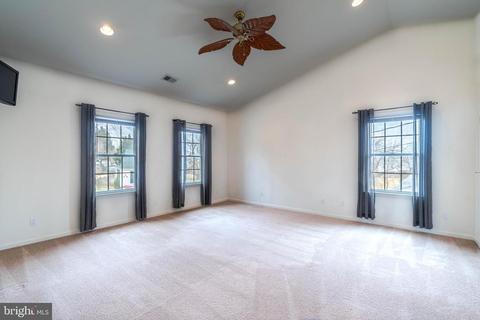 8418 Geneva Rd, Pasadena, MD 21122 photo 16