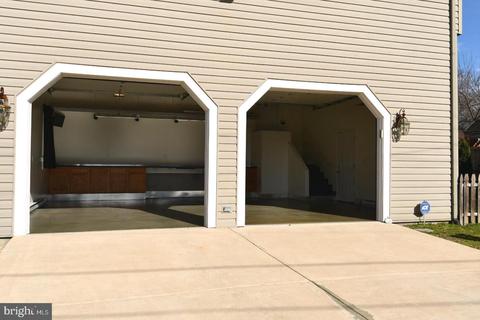 8418 Geneva Rd, Pasadena, MD 21122 photo 38