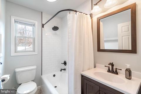 8418 Geneva Rd, Pasadena, MD 21122 photo 15