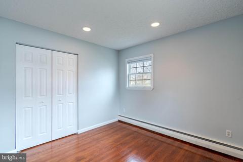 8418 Geneva Rd, Pasadena, MD 21122 photo 13