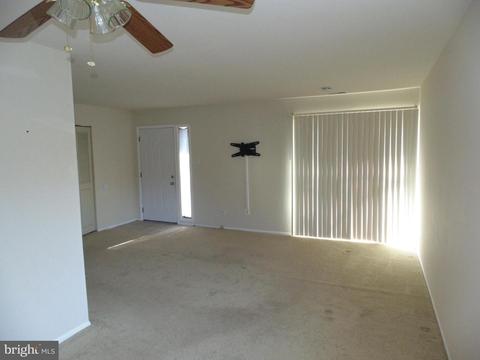 1915 Everglade Ct, Crofton, MD 21114 photo 3