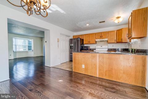 319 Rambling Ridge Ct, Pasadena, MD 21122 photo 9
